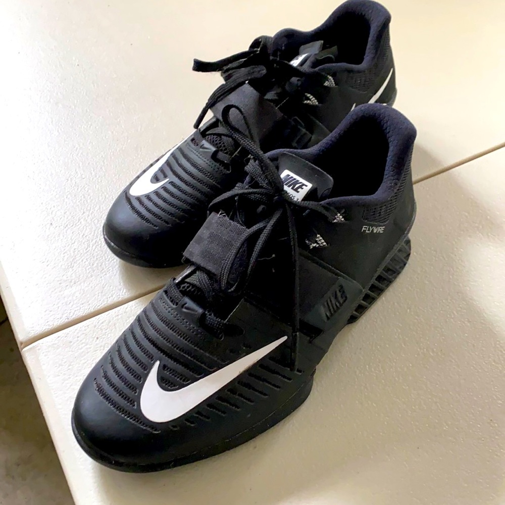 Nike romaleos 3 - size 6 men 7 1/2 women
